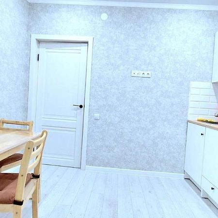 アスターナАэропорт 10 Минут Жк Будапешт163アパートメント エクステリア 写真